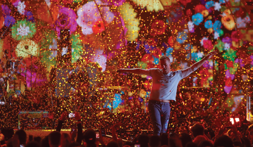 Chris Martin, Vokalis Coldplay di Sebuah Konser Musik