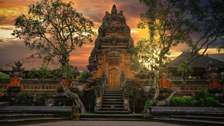 Ubud Center with all its information