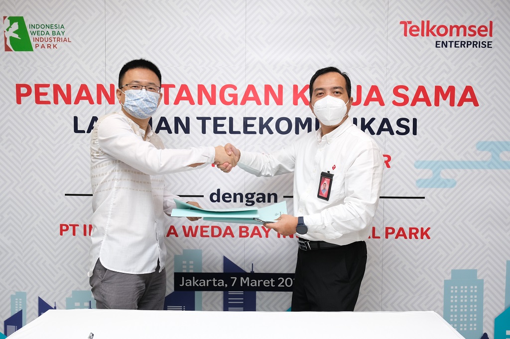 Perkuat Layanan IoT, Telkomsel Berkolaborasi dengan PT. Indonesia Weda Bay Industrial Park