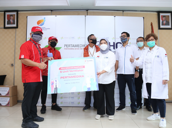 CSR Telkomsel Berikan Bantuan Donasi Berupa Alat Medis Kepada Sejumlah Rumah Sakit Darurat dan Rumah Sakit Rujukan COVID-19