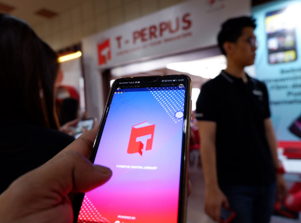 Akselerasikan Literasi Digital, Telkomsel Gelar Roadshow T-PERPUS di 10 Kota