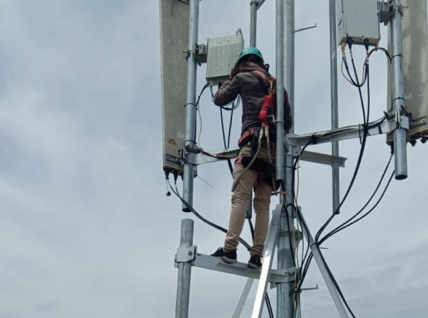 Dorong Percepatan Pemerataan Akses Broadband di Wilayah 3T, Telkomsel Pastikan Seluruh BTS USO Terhubung Jaringan 4G LTE