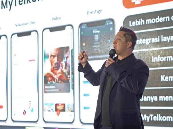 Adiwinahyu Sigit Direktur Sales Telkomsel