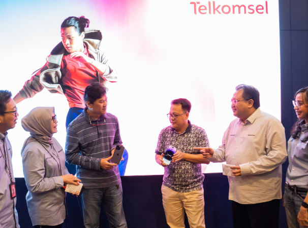 Telkomsel Hadirkan Paket Bundling Seluruh Seri iPhone 14 Terbaru