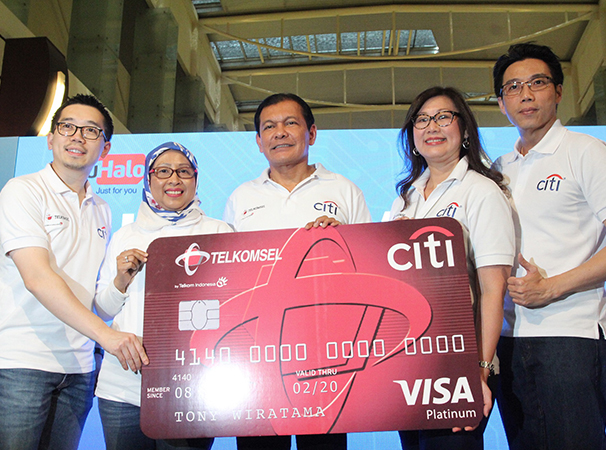 Citi Indonesia dan Telkomsel Berikan Manfaat Lebih bagi Kaum Urban Melalui Kampanye “Live Large” dari Citi Telkomsel Credit Card  