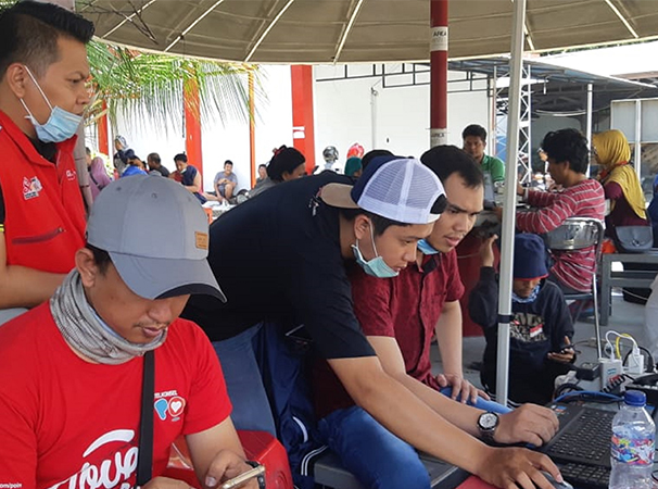 TelkomGroup Sediakan Wifi Gratis untuk 157 lokasi dan Serahkan 1000 Simcard Simpati untuk Polda Sulawesi Tengah