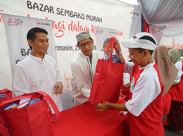 Roadshow Ramadhan 1439 Hijriyah Telkomsel “Berbagi dalam Keberagaman” dengan  5.000 Anak Negeri &  Kaum Dhuafa