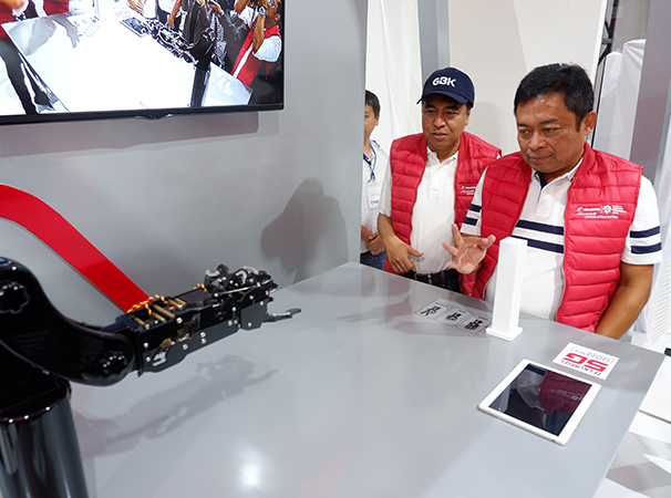 Telkomsel Gelar Pengalaman Teknologi 5G Pertama di Indonesia  melalui ‘Telkomsel 5G Experience Center’
